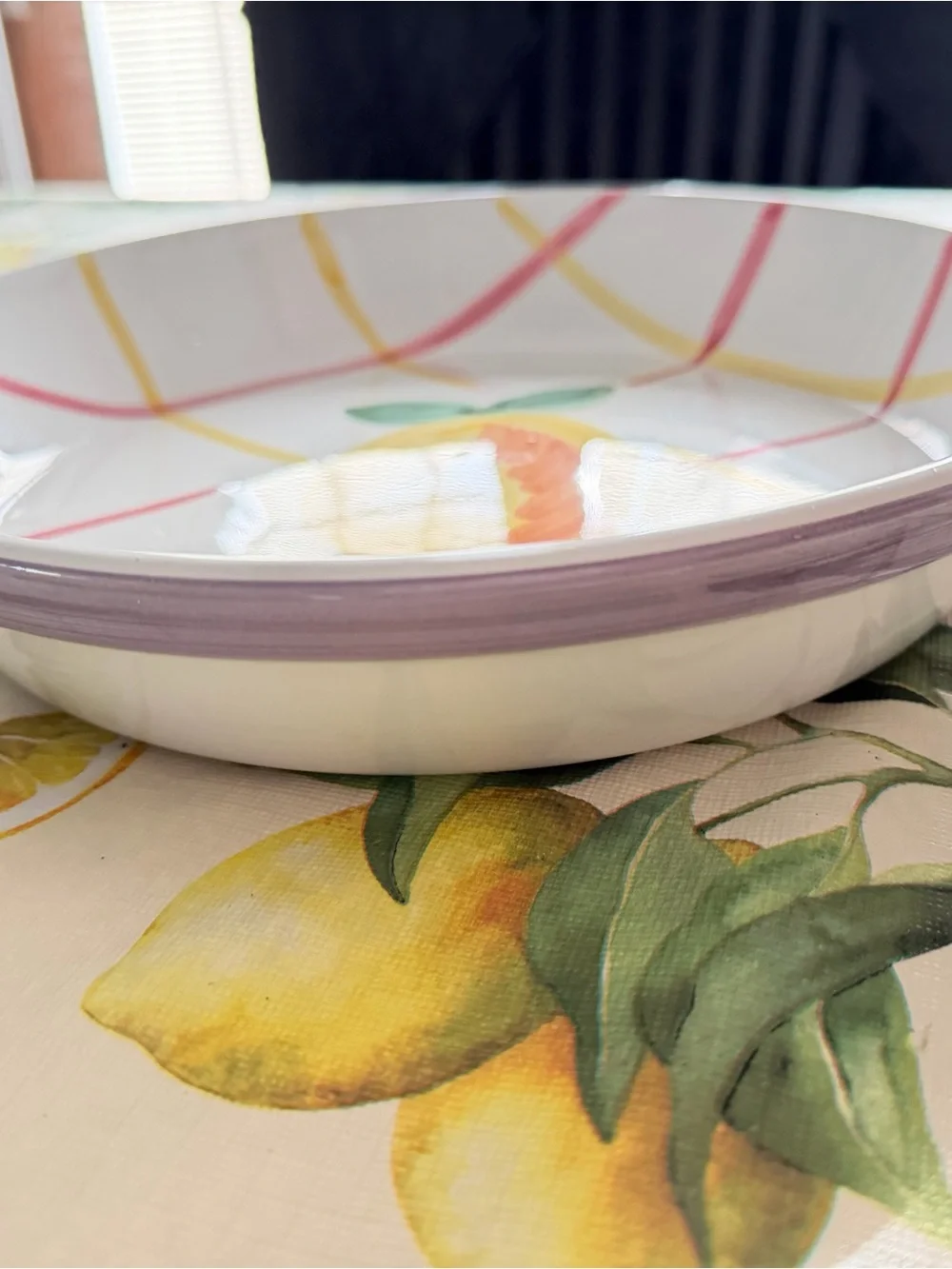 Pottery Barn Lemon Motif Ceramic pie dish  - White, Yellow & Pink